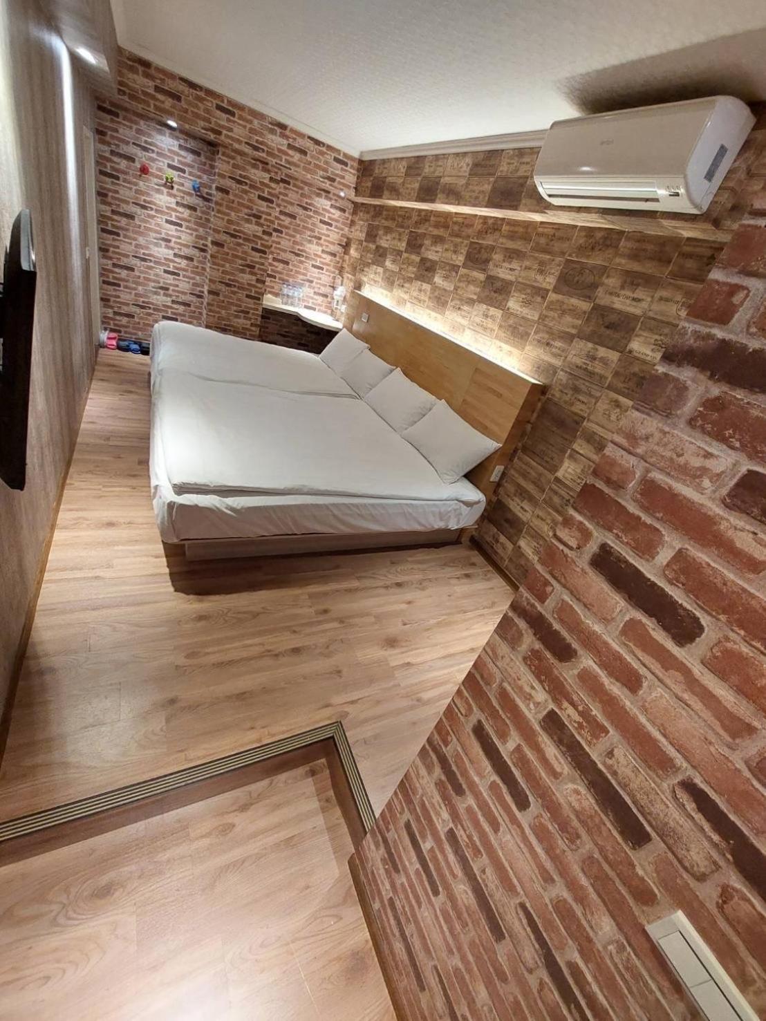 Hotel Honey Taipei