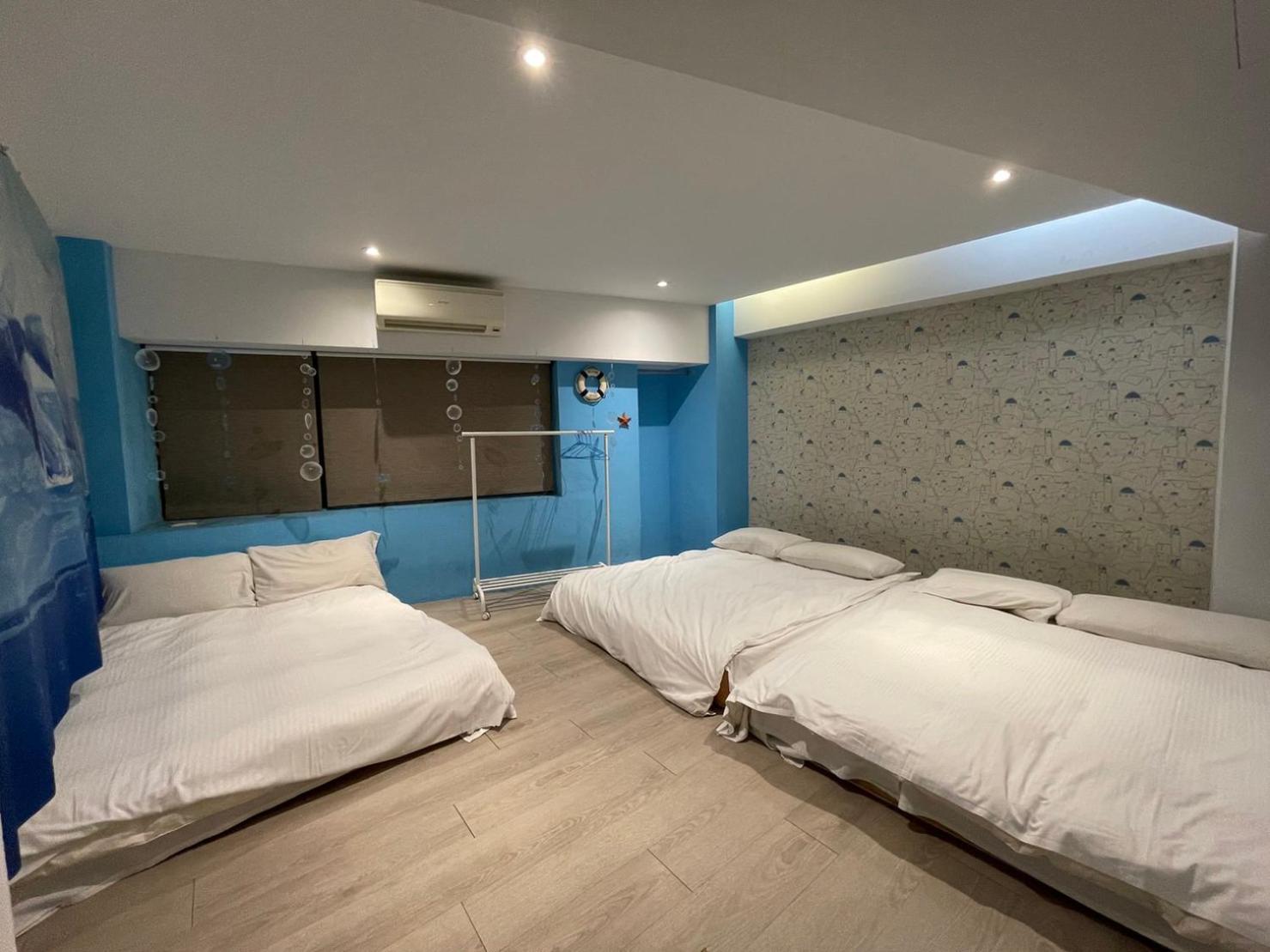 Honey Hotel