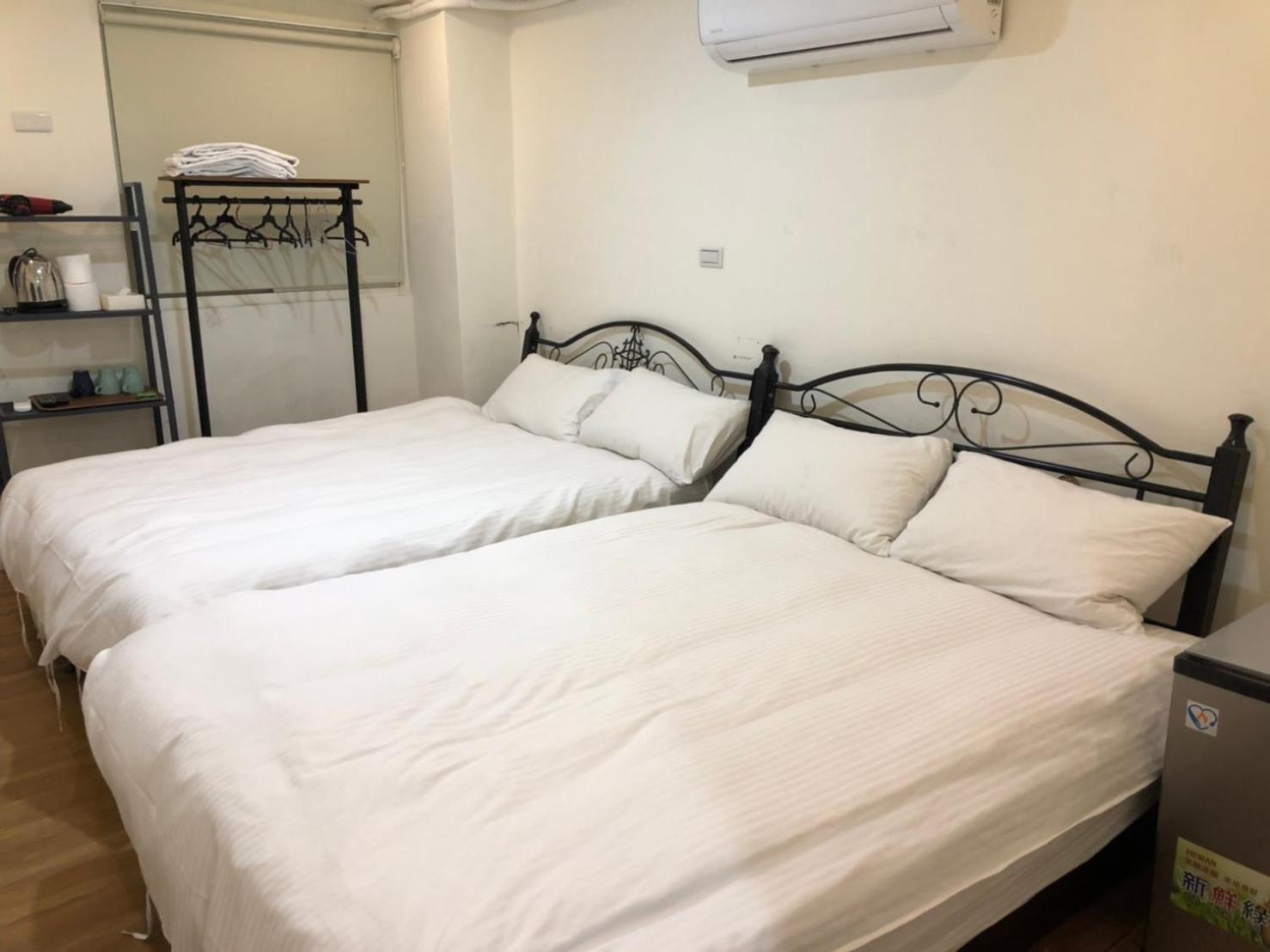Honey Hotel