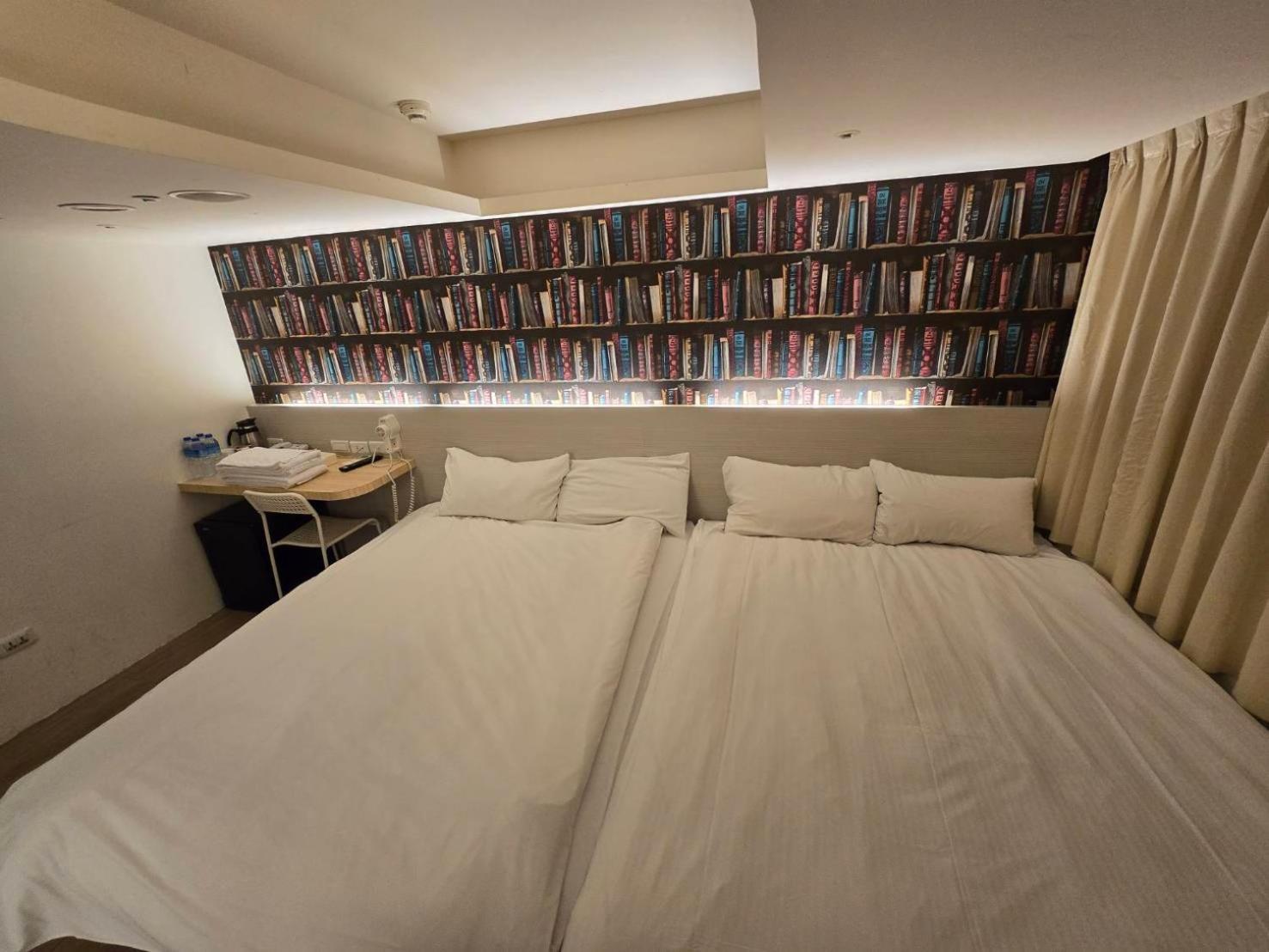 Hotel Honey